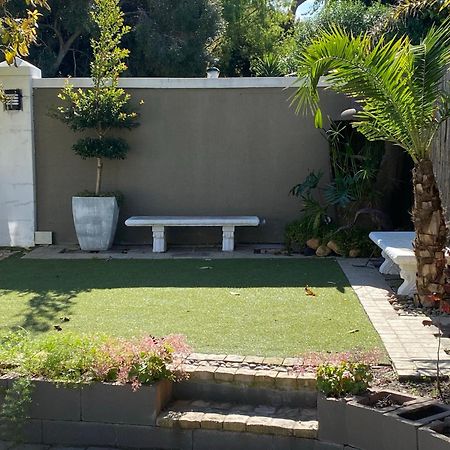 Milas Place Somerset West Exterior photo