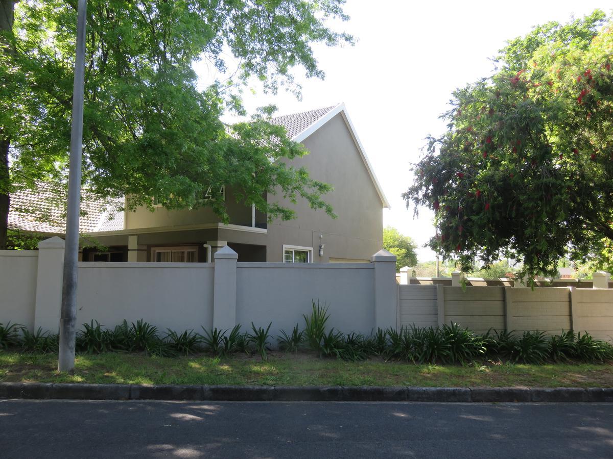 Milas Place Somerset West Exterior photo